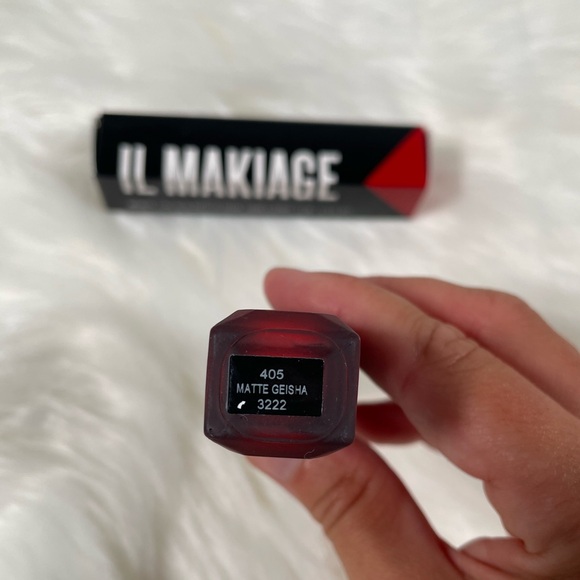 NWT - IL MAKIAGE Infinity Long Wear Matte Lip Cream - Picture 15 of 16